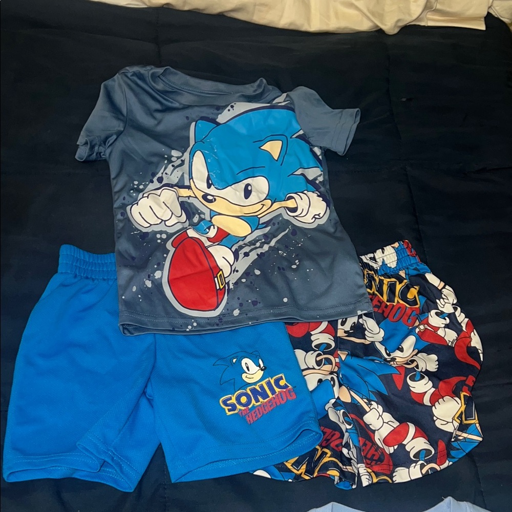 Sonic the Hedgehog Kids Clothing Set - Picture 4 of 7